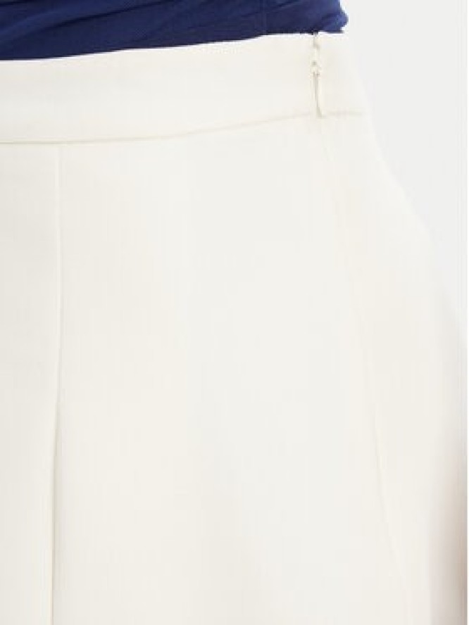 Bardot Spódnico-szorty Helenia 59836PB Biały Regular Fit