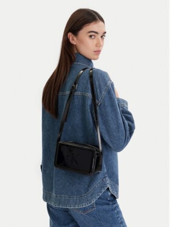 Calvin Klein Torebka Bold Ck Metallic Camera Bag LV04F3331G Czarny