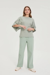 Bluzka z szerokimi rękawami oliwkowa