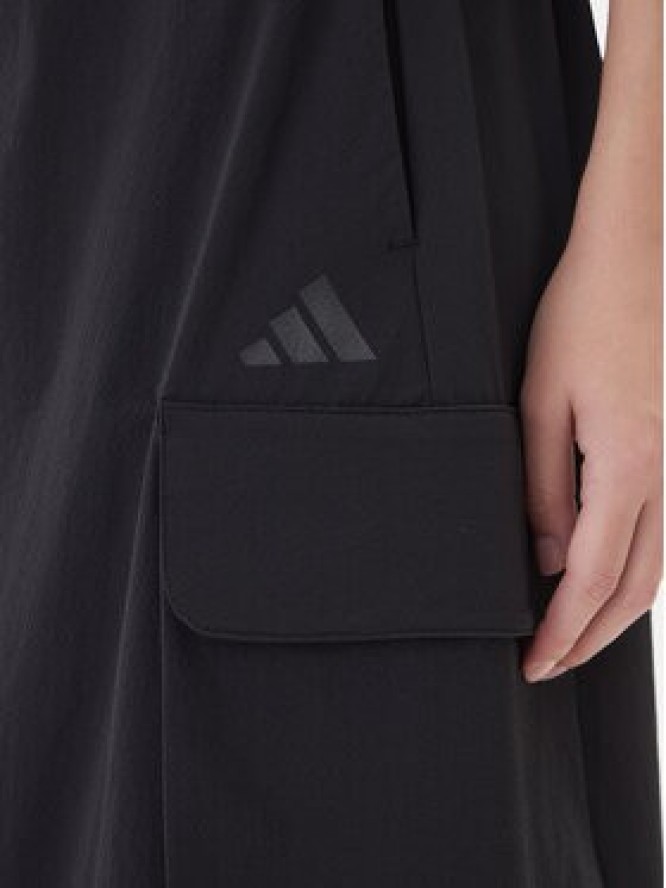 adidas Spódnica trapezowa City Tech JM8438 Czarny Regular Fit