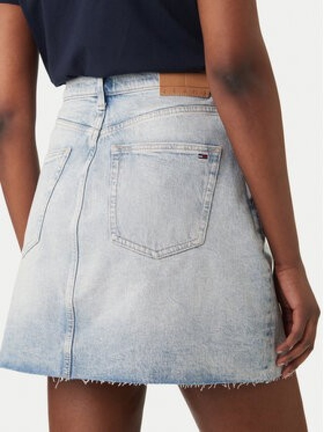 Tommy Jeans Spódnica jeansowa DW0DW22716 Błękitny Mom Fit