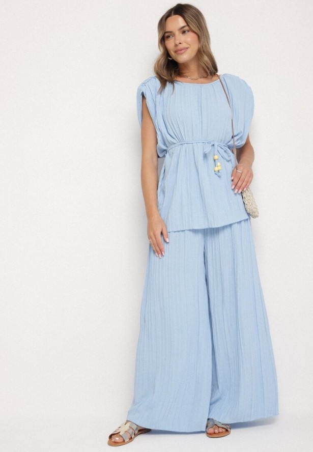 Niebieski Komplet Bluzka z Wiązanym Paskiem i Szerokie Spodnie Dolarea