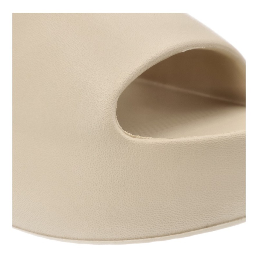 Beżowe Klapki Filippo Wygodne Obuwie Damskie