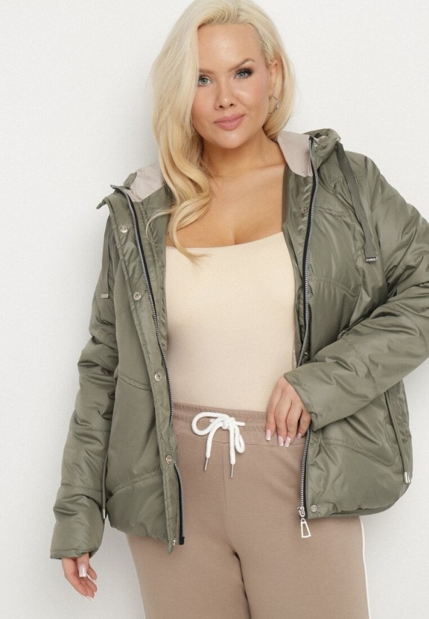 Zielona Kurtka Pikowana z Kapturem Karbia