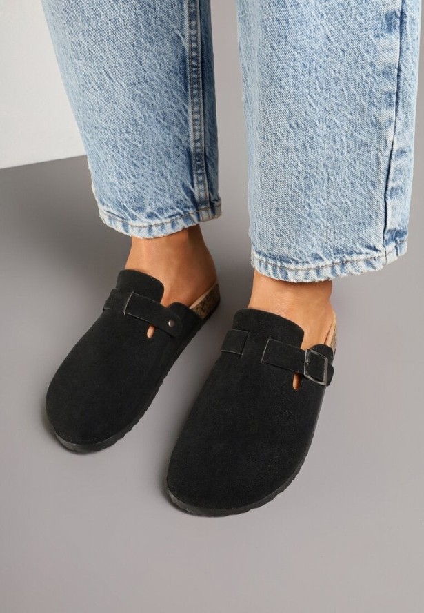 Czarne Klapki Chodaki z Imitacji Zamszu z Klamrą Aklinera