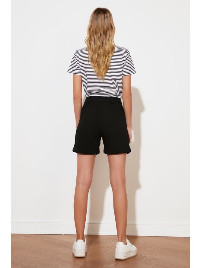 trendyol Szorty w kolorze czarnym rozmiar: 38