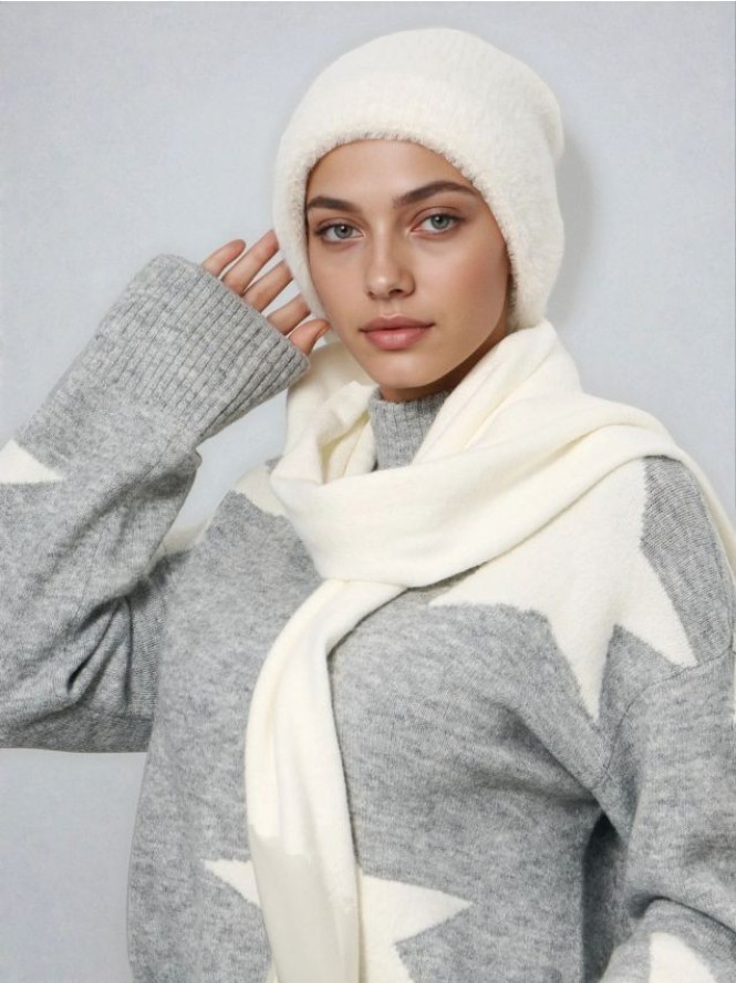 Prążkowana czapka beanie - kremowy