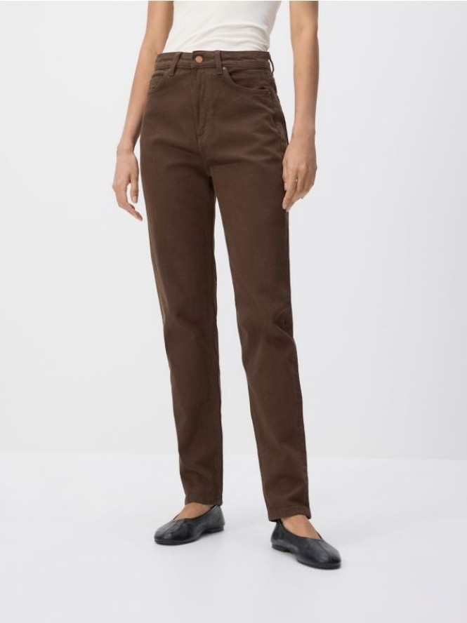 Jeansy mom fit slim z dłuższą nogawką - dark grey jeans