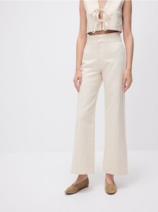 Jeansy z szerokimi nogawkami - kremowy