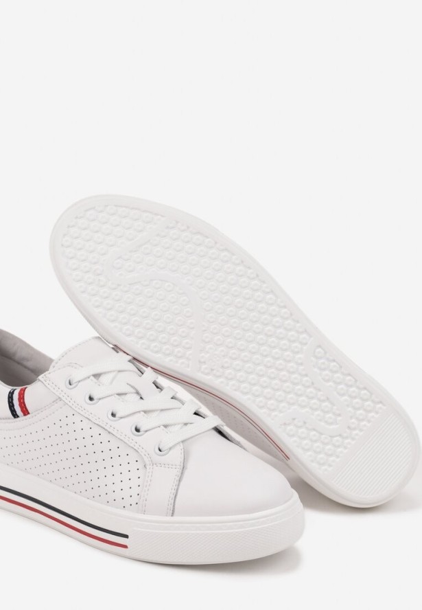 Białe Płaskie Sneakersy ze Skóry Naturalnej ze Skórzaną Wkładką Ozdobione Perforacją Zelili