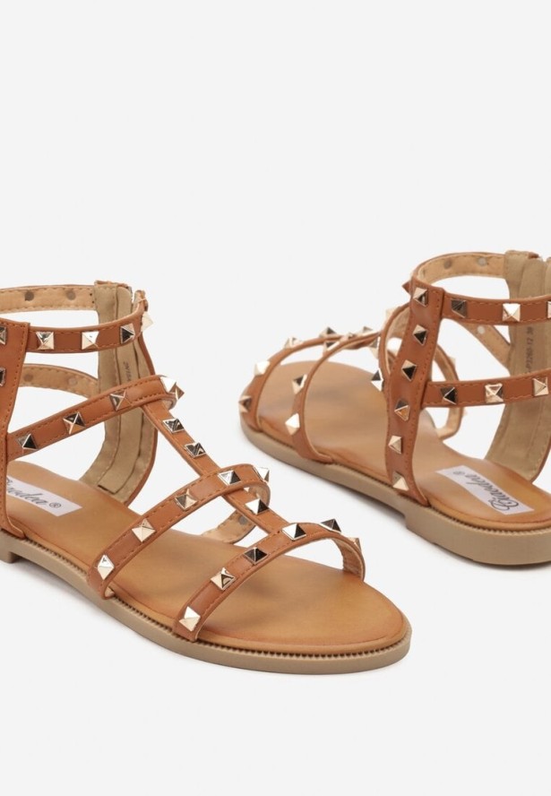 Brązowe Sandały Gladiatorki Zdobione Ćwiekami Tesiela