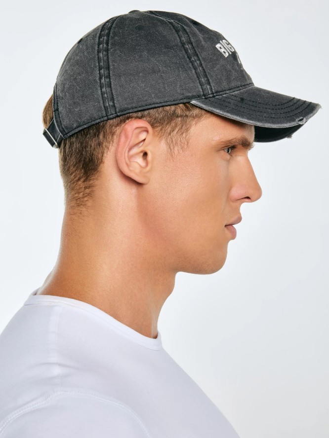 Czapka z daszkiem jeansowa z efektem postarzania czarna Densi 906