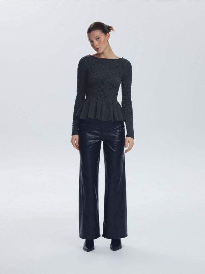 Kreszowana bluzka z baskinką - ciemnoszary