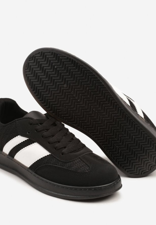 Czarne Sneakersy Tenisówki Ozdobione Paskami Amodira