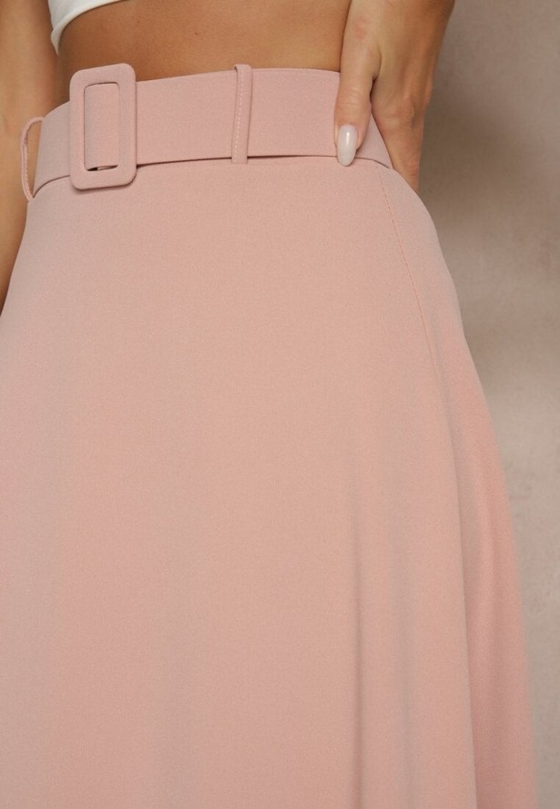 Różowa Rozkloszowana Spódnica Maxi z Paskiem i Klamrą Adlirca