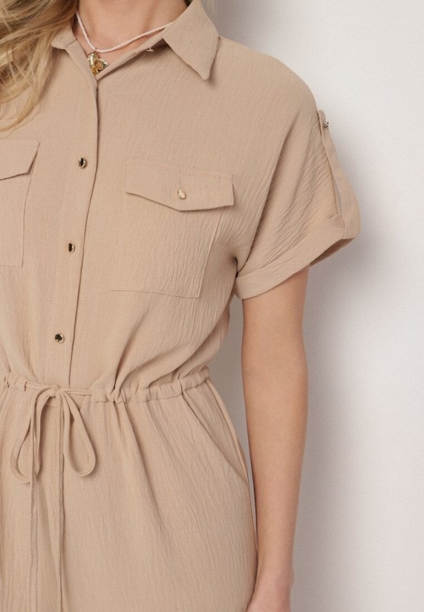 Beżowy Kombinezon o Koszulowym Kroju z Krótkim Rękawem i Wiązaniem w Talii Mareriela