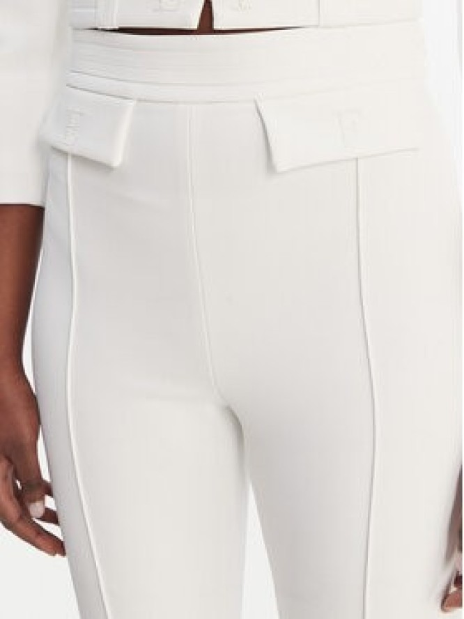 Elisabetta Franchi Spodnie materiałowe PA-171-61E2-V320 Biały Regular Fit