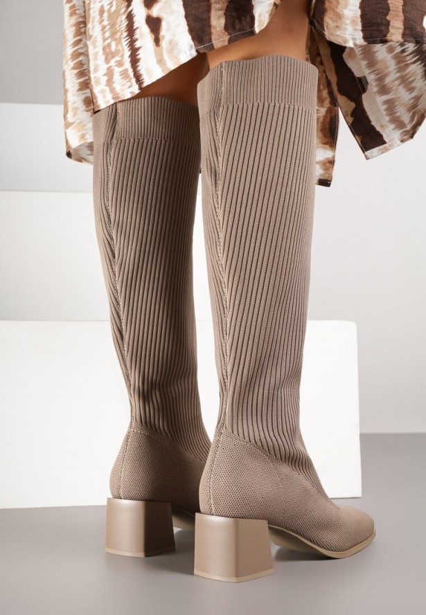 Ciemnobeżowe Kozaki z Elastyczną Cholewką Timerine