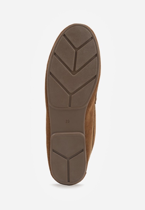 Ciemnobeżowe Mokasyny VICES z Modnymi Chwostami z Imitacji Zamszu z Wkładką z Naturalnej Skóry Calirea