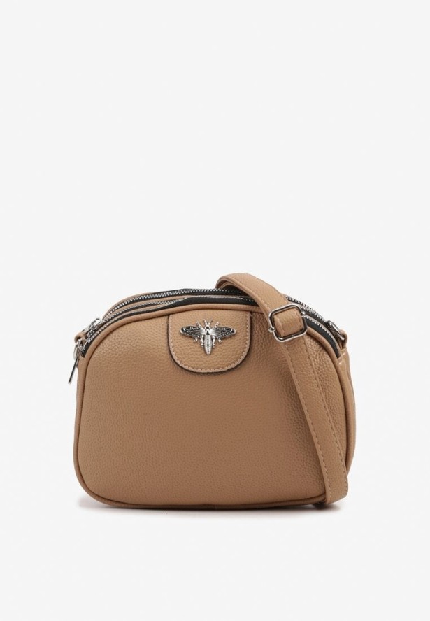 Beżowa Torebka Ozdobiona Metaliczną Aplikacją Nanowena