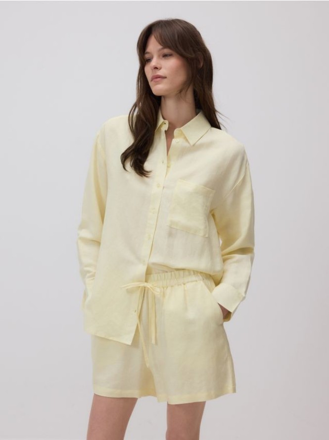 Szorty z lnem - jasnożółty