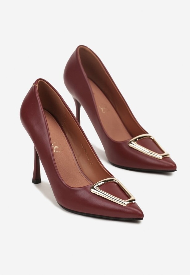 Bordowe Szpilki Vices ze Skórzaną Wkładką i Metaliczną Aplikacją Iraderie
