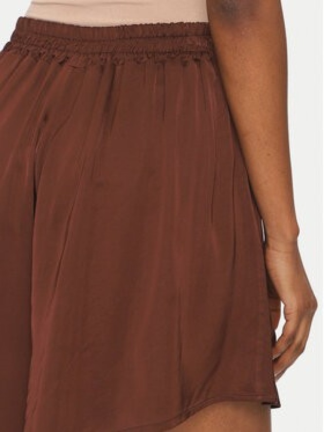 ViCOLO Szorty materiałowe TD0764 Brązowy Regular Fit