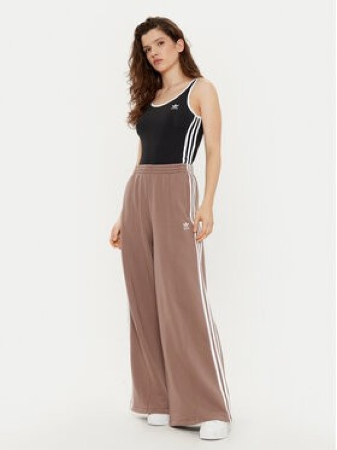 adidas Spodnie dresowe 3-Stripes JC5762 Beżowy Wide Leg