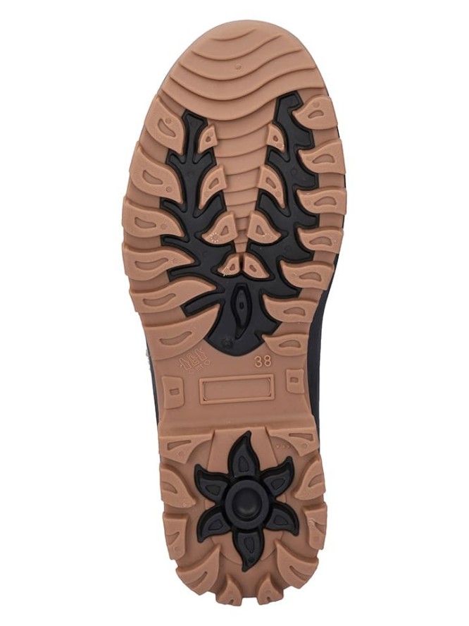 CMP Kozaki zimowe w kolorze czarnym rozmiar: 40