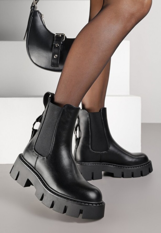 Czarne Botki Vices Typu Sztyblety na Grubej Podeszwie z Metaliczną Ozdobą Alorrive