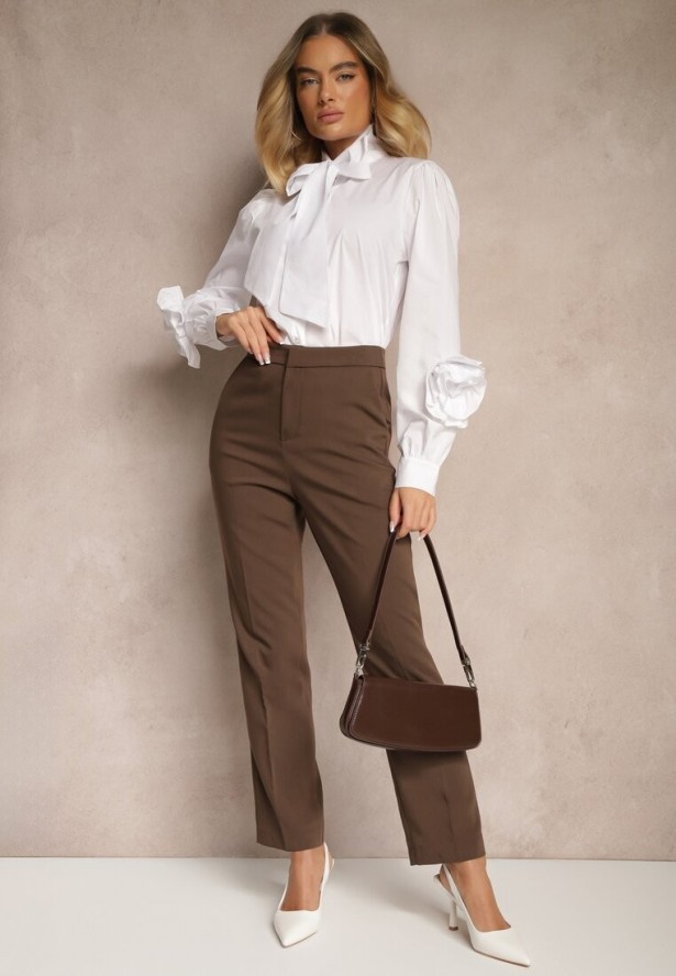 Biała Koszula z Elegancką Kokardą i Falbanami Zaliressa