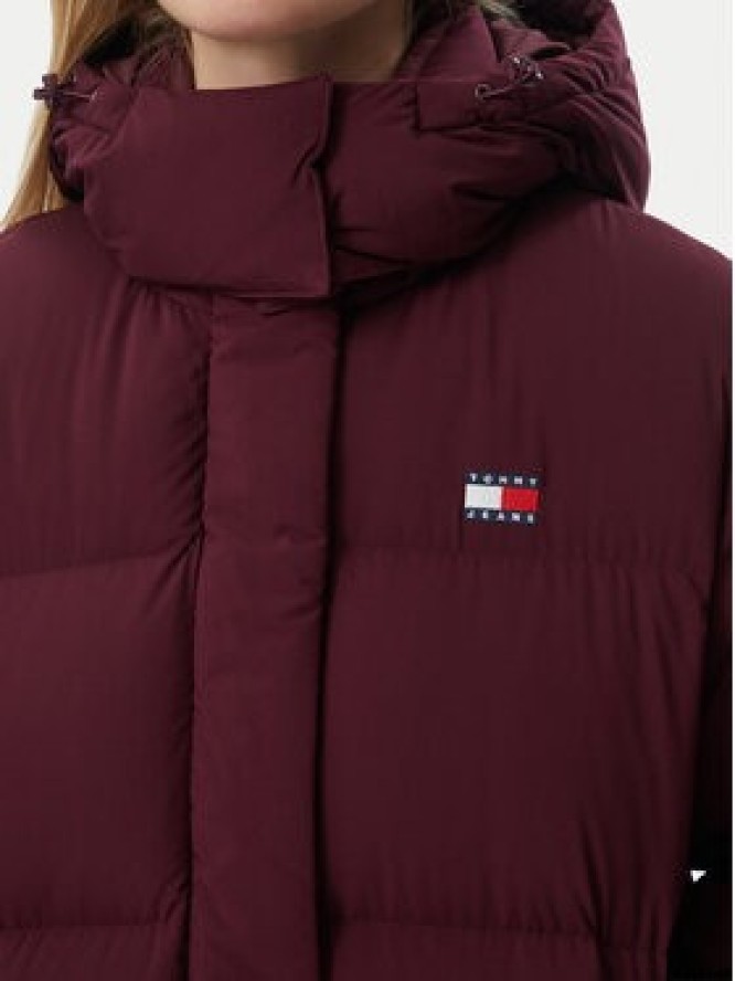 Tommy Jeans Kurtka puchowa Alaska DW0DW18860 Bordowy Regular Fit