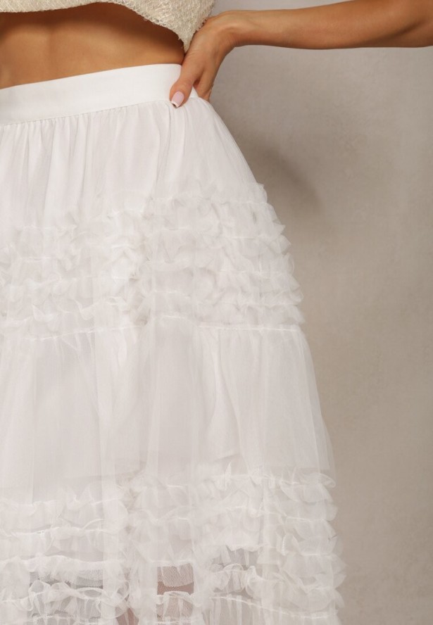 Biała Spódnica Rozkloszowana z Falbankami i Siateczką Solowai