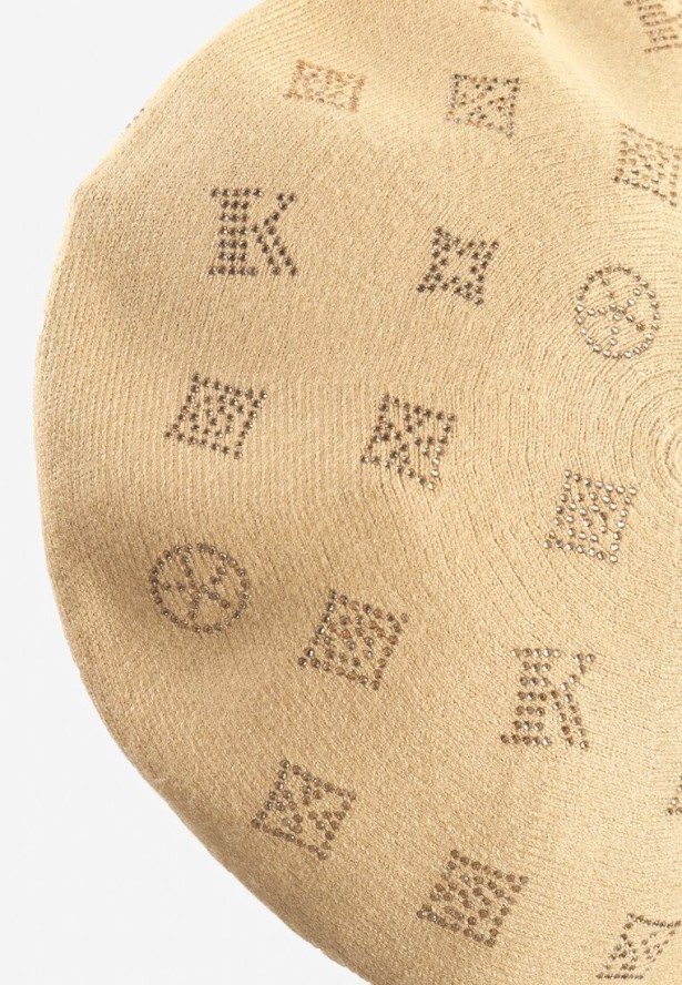 Ciemnobeżowa Czapka Beret w Naszywki w Cyrkonie Nlaria