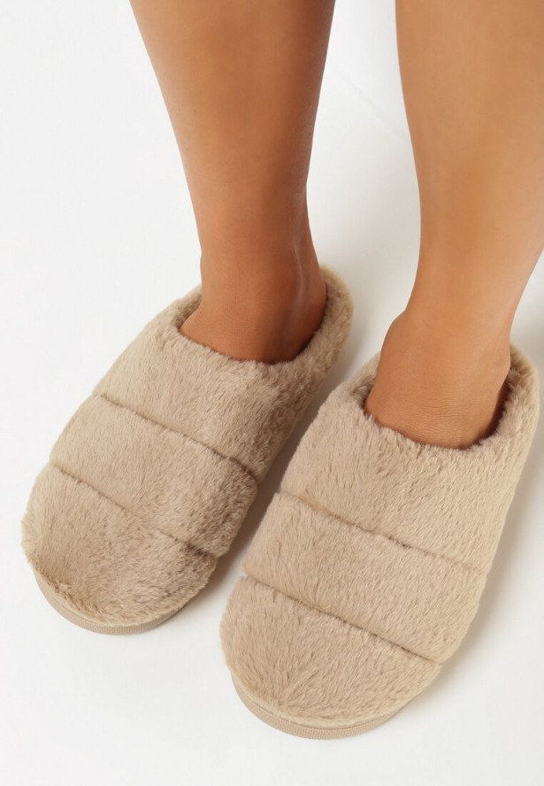 Ciemnobeżowe Kapcie z Miękkiego Futerka z Zakrytym Noskiem Naveritte