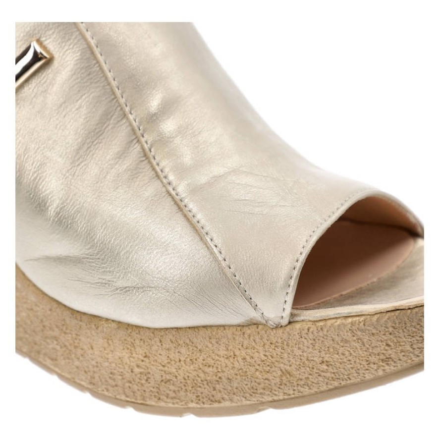 Złote Klapki Lamanti Skórzane Buty Damskie