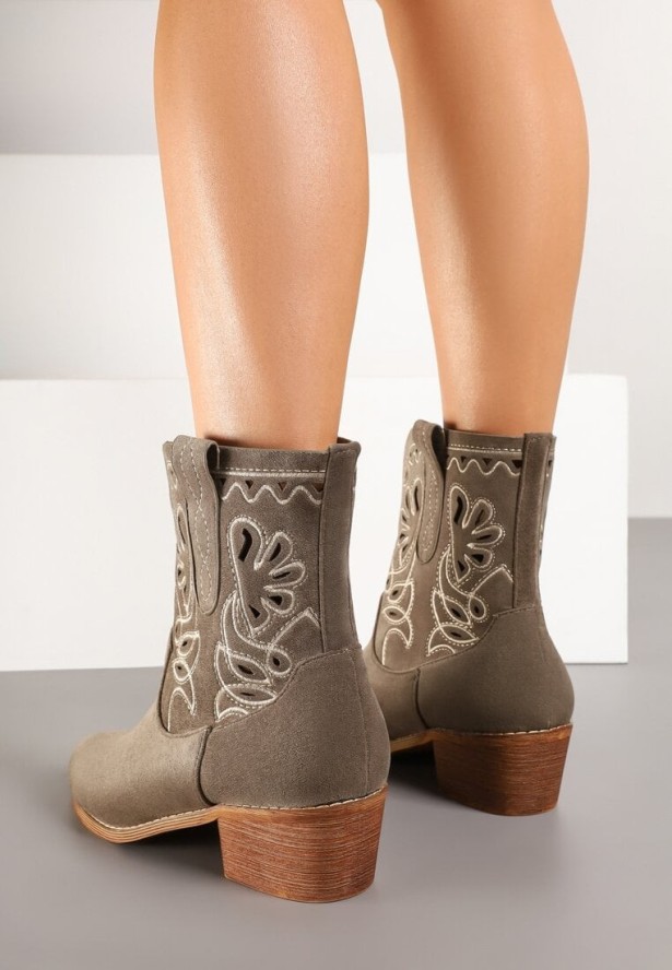Zielone Botki Vices na Obcasie w Stylu Kowbojek z Haftem Nelithraea