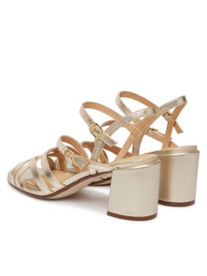 Clarks Sandały Ezoria Strap 26185896 Złoty