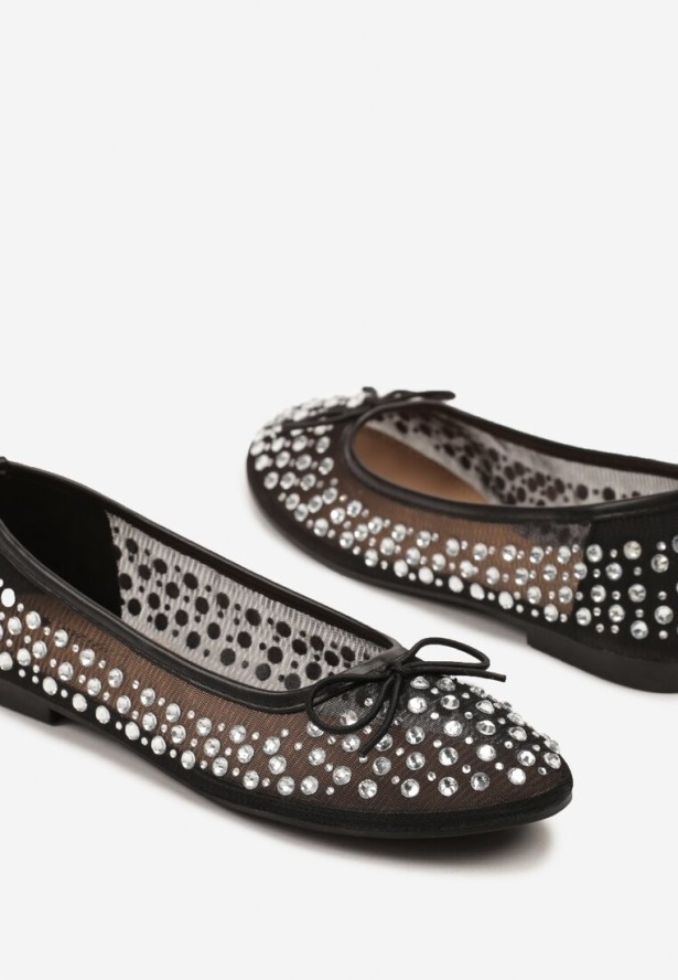 Czarne Balerinki z Siateczki Zdobione Cyrkoniami i Kokardką Falondria