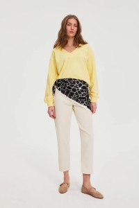 Wzorzysta apaszka czarna