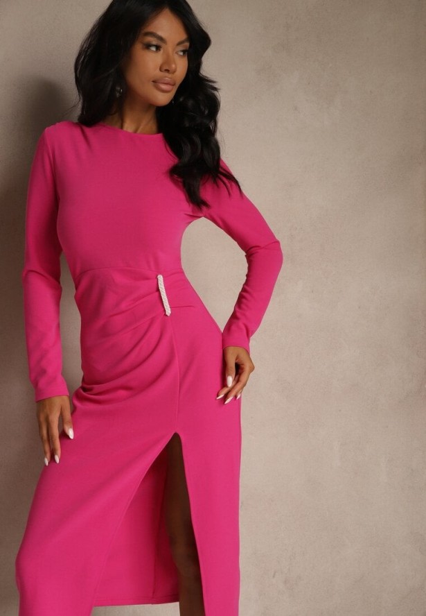 Fuksjowa Sukienka Koktajlowa Vices Ozdobiona Perełkami i Marszczeniem Odarre