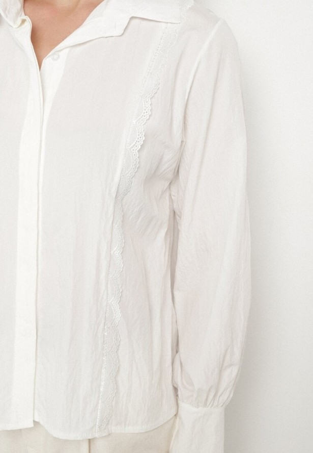 Biała Koszula z Wiskozą i Koronkowymi Wstawkami Tenaraia