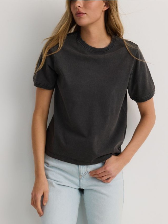 T-shirt regular z efektem sprania - ciemnoszary