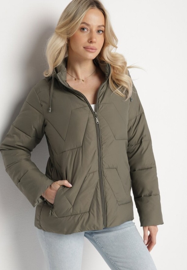 Ciemnozielona Kurtka z Szerokim Pikowaniem i Kapturem Yasidi