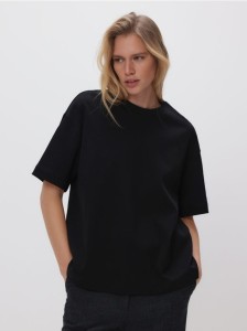 T-shirt oversize z merceryzowanej bawełny - czarny