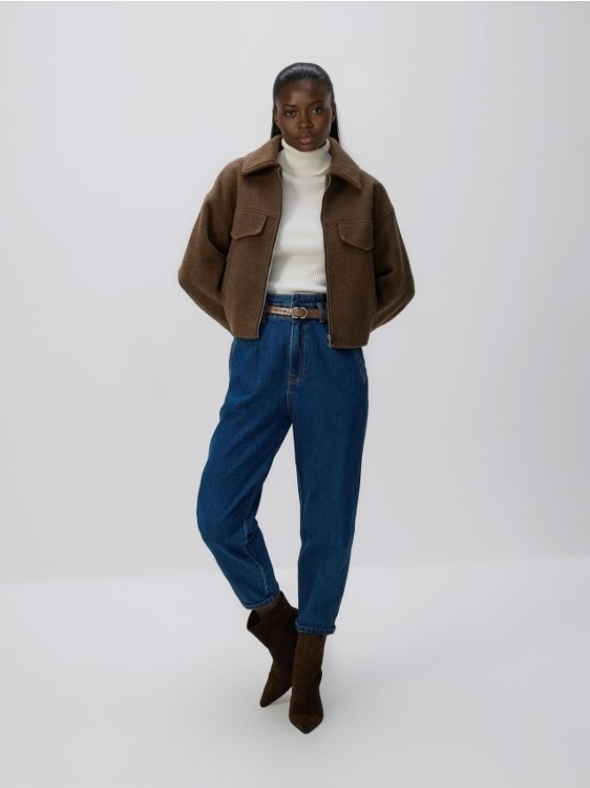 Jeansy paperbag z paskiem - granatowy