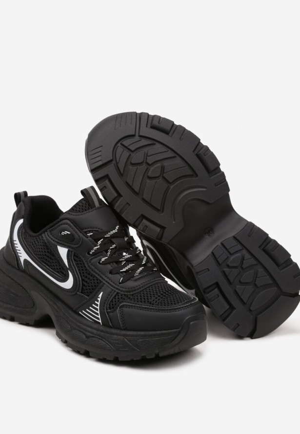 Czarne Sneakersy na Profilowanej Podeszwie z Siateczkowymi Wstawkami Parinella