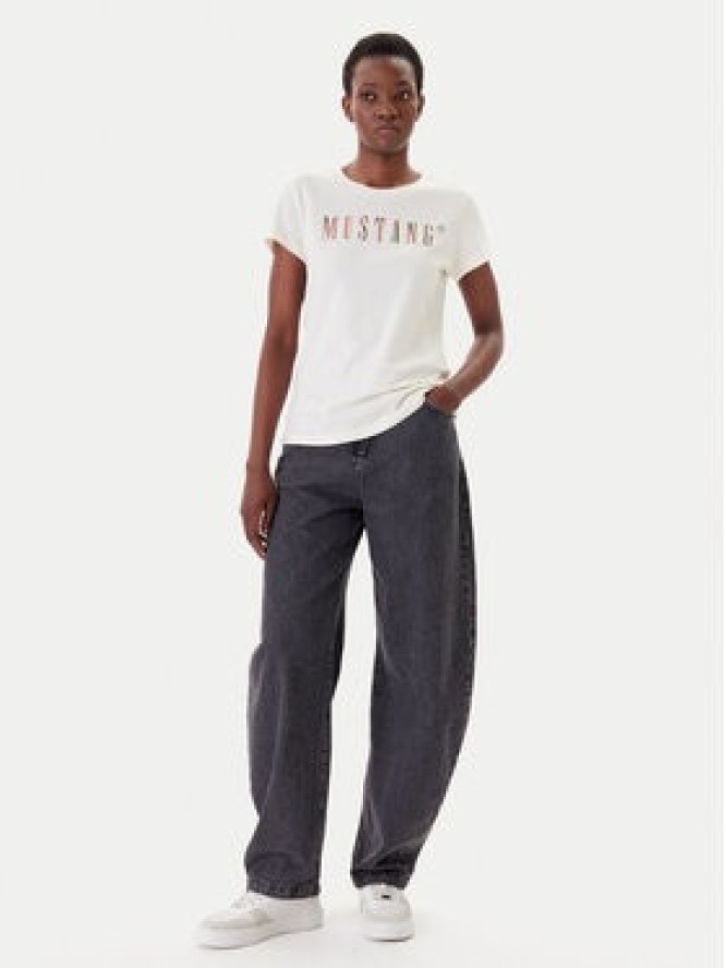 Mustang T-Shirt Loa 1016146 Écru Slim Fit