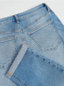 Jeansy boyfriend slim - niebieski