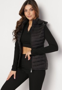 Czarna Pikowana Kamizelka Namike